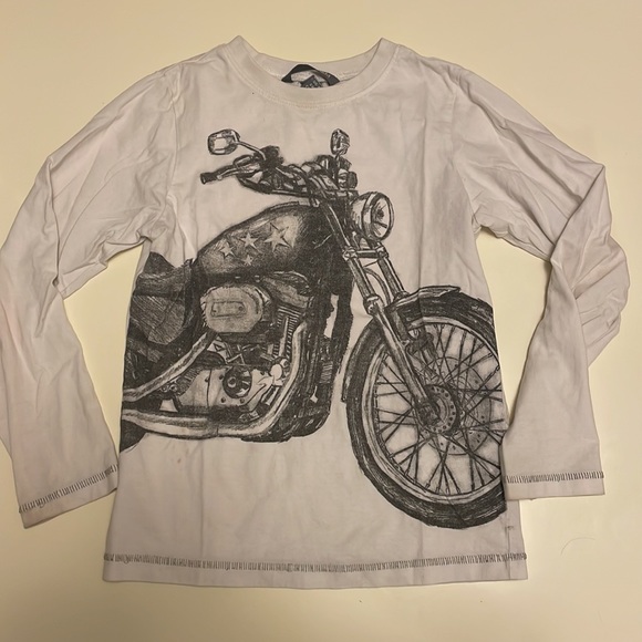 Boys long sleeve shirts size 6-8 - Picture 4 of 8